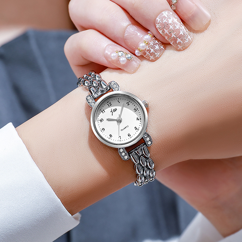 Fashion Women Bracelet Watches - Women'S Fashion Digital Watch ulasan dan harga