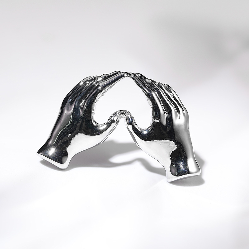 XIALUOKE Hand Pose Heart Brooc - Women Fashion Pose ulasan dan harga